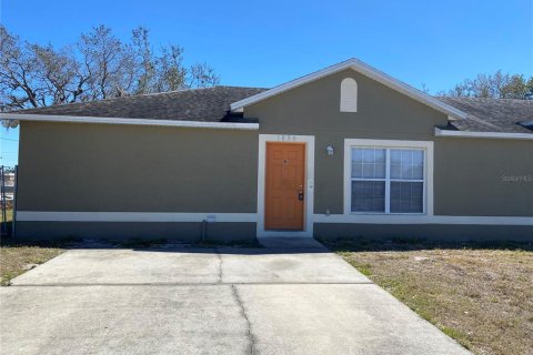 Apartment in Winter Haven, Florida 3 bedrooms, 99.87 sq.m. № 2198530