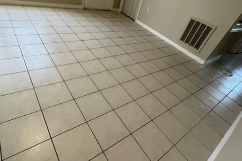 Apartment in Winter Haven, Florida 3 bedrooms, 99.87 sq.m. № 2198530 - photo 2