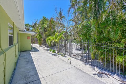 Casa en venta en Longboat Key, Florida, 2 dormitorios, 126.25 m2 № 1688199 - foto 30