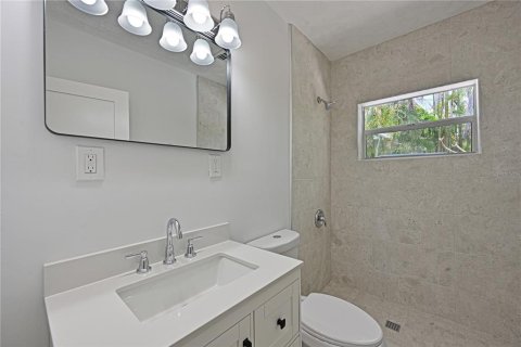 Casa en venta en Longboat Key, Florida, 2 dormitorios, 126.25 m2 № 1688199 - foto 23