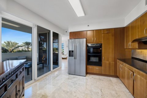 Condo in Sunny Isles Beach, Florida, 3 bedrooms № 2082680 - photo 5