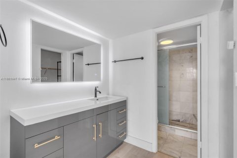 Купить кондоминиум в Майами-Бич, Флорида 2 спальни, 108.7м2, № 2055263 - фото 14