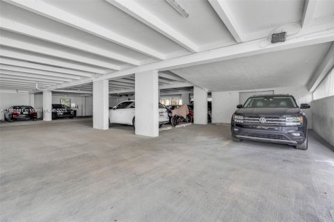 Купить кондоминиум в Майами-Бич, Флорида 2 спальни, 108.7м2, № 2055263 - фото 20