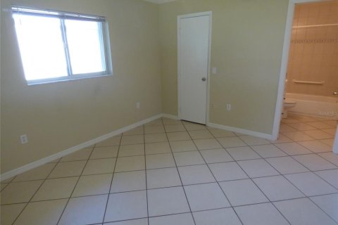 Apartment in Englewood, Florida 2 bedrooms, 92.9 sq.m. № 1510287 - photo 11