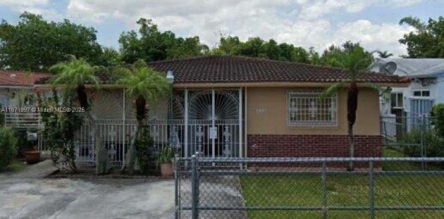 Casa en Miami, Florida 4 dormitorios № 1926038