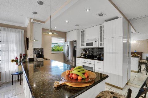 Купить кондоминиум в Делрей-Бич, Флорида 4 комнаты, 92.34м2, № 2083690 - фото 13