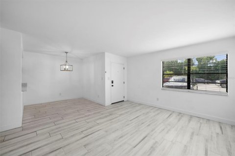 Купить кондоминиум в Тампа, Флорида 5 комнат, 79.62м2, № 1689692 - фото 12