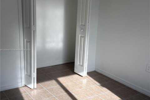 Condo in Homestead, Florida, 3 bedrooms  № 1951225 - photo 11