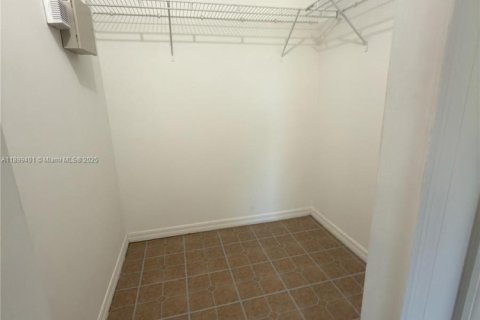 Condo in Homestead, Florida, 3 bedrooms  № 1951225 - photo 20