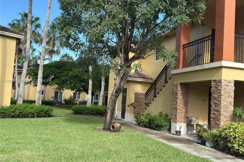 Condo in Homestead, Florida, 3 bedrooms  № 1951225 - photo 2