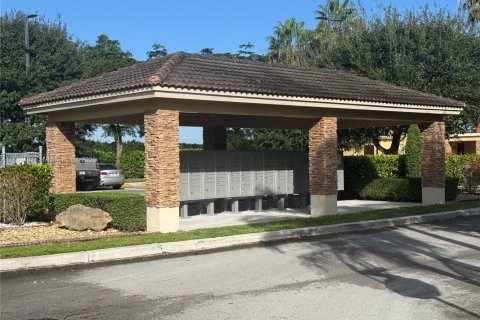 Condo in Homestead, Florida, 3 bedrooms  № 1951225 - photo 4
