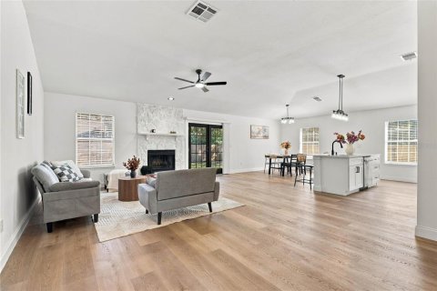 Villa ou maison à vendre à Yulee, Floride: 4 chambres, 169.36 m2 № 2431119 - photo 8