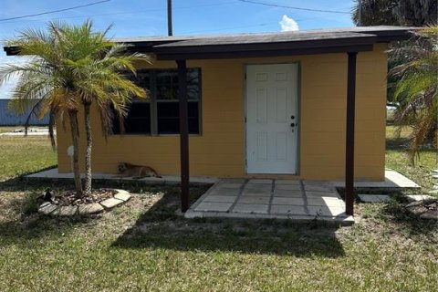 Studio in Moore Haven, Florida № 2218050
