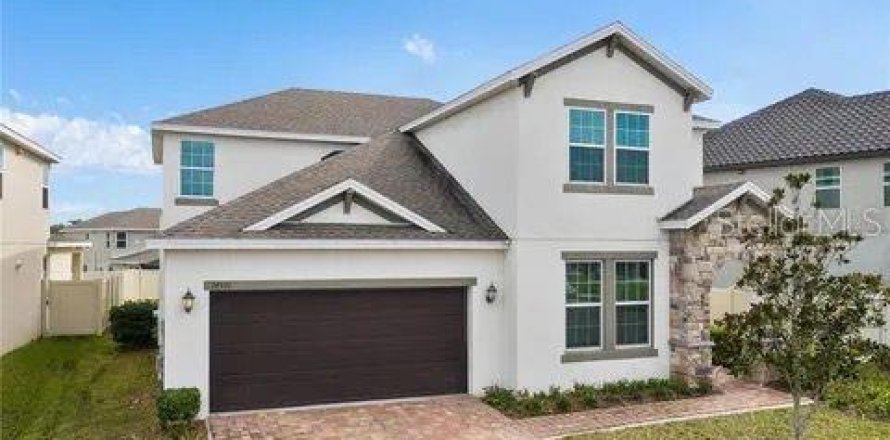 House in Orlando, Florida 5 bedrooms, 298.4 sq.m. № 1447749