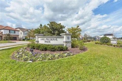 Villa ou maison à louer à Orlando, Floride: 5 chambres, 298.4 m2 № 1447749 - photo 5