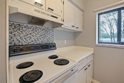 Condo in Longwood, Florida, 1 bedroom  № 1522991 - photo 4