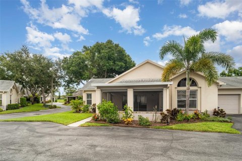 Duplex in Ruskin, Florida 2 bedrooms, 121.14 sq.m. № 1885961 - photo 28