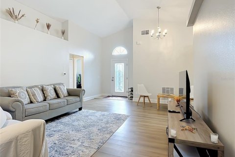 Villa ou maison à vendre à Davenport, Floride: 3 chambres, 137.87 m2 № 2132386 - photo 5