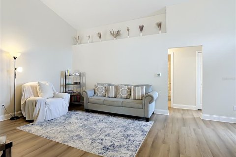 Villa ou maison à vendre à Davenport, Floride: 3 chambres, 137.87 m2 № 2132386 - photo 4
