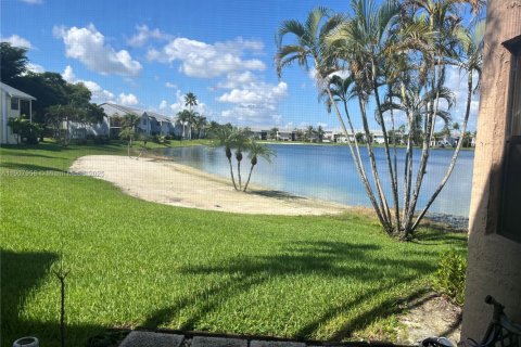 Copropriété à louer à Homestead, Floride: 2 chambres, 90.12 m2 № 1967723 - photo 18