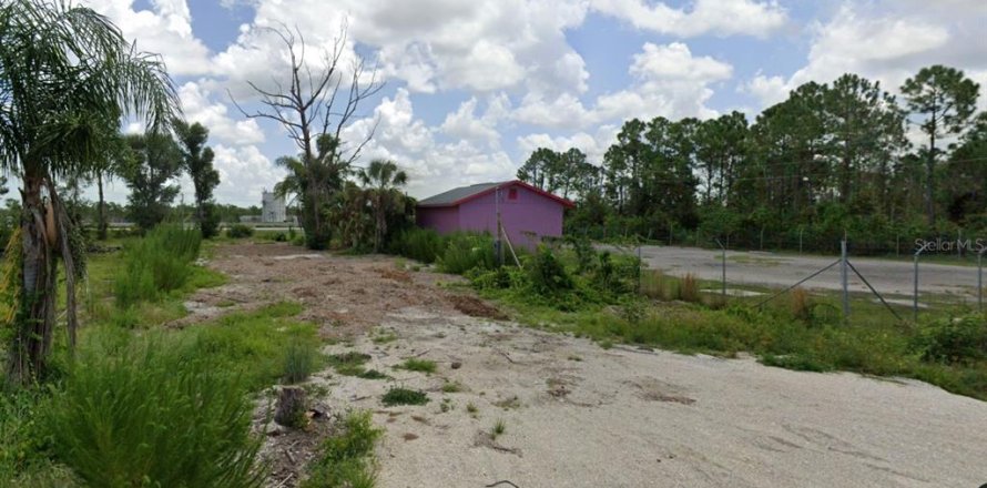 Immobilier commercial à Punta Gorda, Floride № 1822826