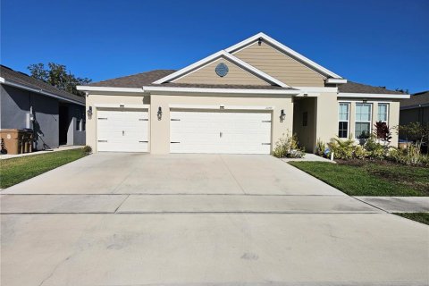 Villa ou maison à vendre à Kissimmee, Floride: 4 chambres, 199 m2 № 2104387 - photo 5