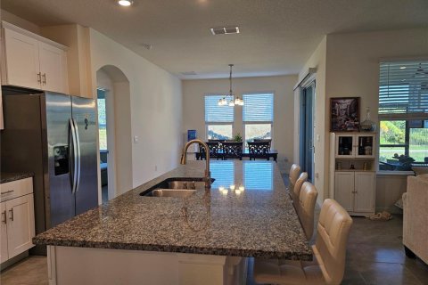 Villa ou maison à vendre à Kissimmee, Floride: 4 chambres, 199 m2 № 2104387 - photo 8