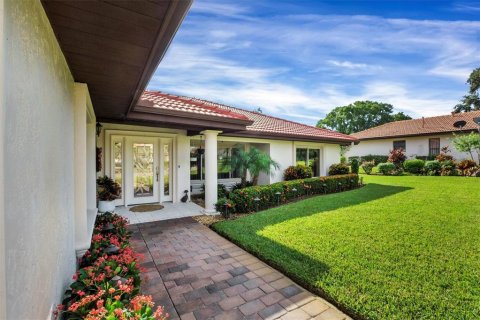 House in Lake Wales, Florida 3 bedrooms, 208.94 sq.m. № 2093837 - photo 6