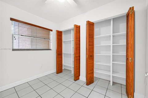 Купить кондоминиум в Майами, Флорида 2 спальни, 89.65м2, № 1893363 - фото 27