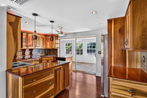 Villa ou maison à vendre à Ruskin, Floride: 2 chambres, 97.36 m2 № 2425916 - photo 16