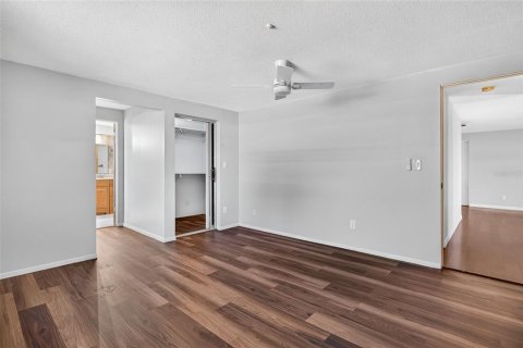 Villa ou maison à vendre à Ruskin, Floride: 2 chambres, 97.36 m2 № 2425916 - photo 26