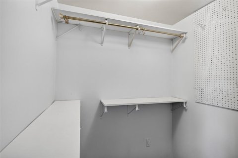 Villa ou maison à vendre à Ruskin, Floride: 2 chambres, 97.36 m2 № 2425916 - photo 28