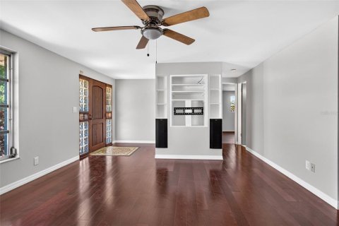 Villa ou maison à vendre à Ruskin, Floride: 2 chambres, 97.36 m2 № 2425916 - photo 13