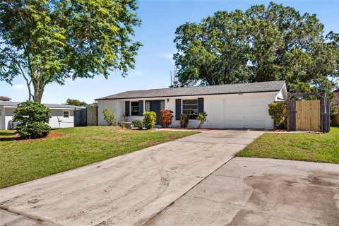 Villa ou maison à vendre à Ruskin, Floride: 2 chambres, 97.36 m2 № 2425916 - photo 7