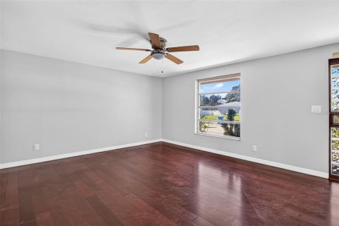Villa ou maison à vendre à Ruskin, Floride: 2 chambres, 97.36 m2 № 2425916 - photo 15
