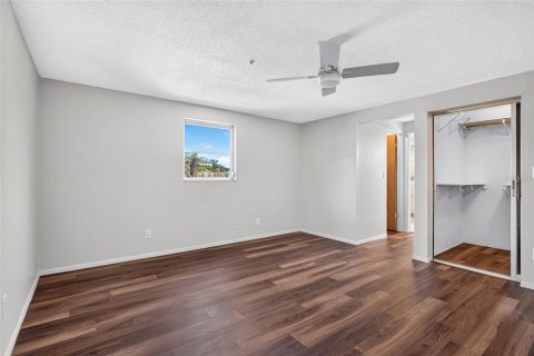 Villa ou maison à vendre à Ruskin, Floride: 2 chambres, 97.36 m2 № 2425916 - photo 25
