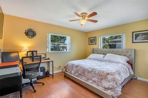 Villa ou maison à vendre à Margate, Floride: 2 chambres, 116.78 m2 № 1861764 - photo 8
