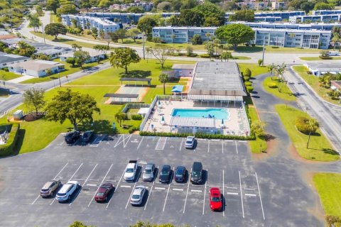 Villa ou maison à vendre à Margate, Floride: 2 chambres, 116.78 m2 № 1861764 - photo 15