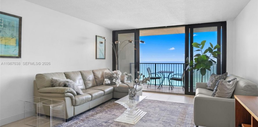 Condo à Hollywood, Floride, 1 chambre  № 2048979