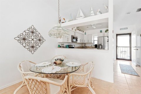 Copropriété à vendre à Englewood, Floride: 2 chambres, 88.26 m2 № 2144175 - photo 17