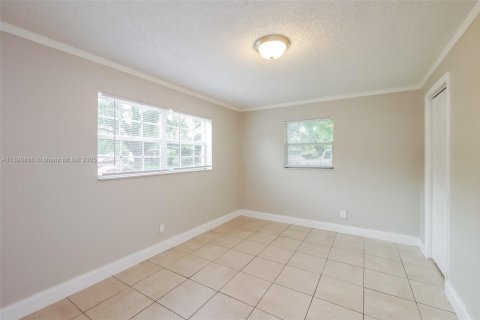 Casa en alquiler en Hollywood, Florida, 3 dormitorios, 122.72 m2 № 1947845 - foto 10