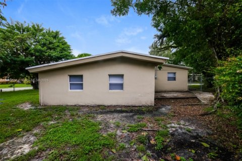 Casa en alquiler en Hollywood, Florida, 3 dormitorios, 122.72 m2 № 1947845 - foto 15