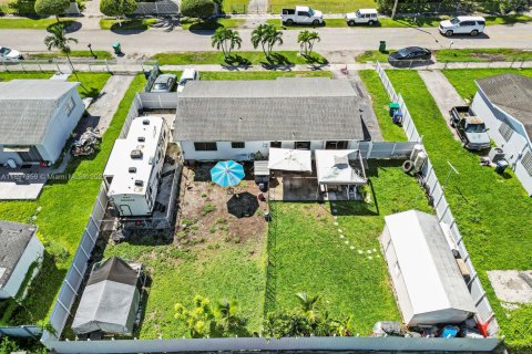 Casa en venta en Homestead, Florida, 3 dormitorios, 106.84 m2 № 1951504 - foto 15