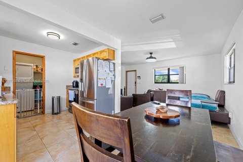 Casa en venta en Homestead, Florida, 3 dormitorios, 106.84 m2 № 1951504 - foto 8