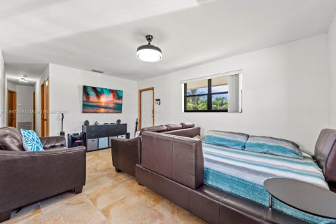 Casa en venta en Homestead, Florida, 3 dormitorios, 106.84 m2 № 1951504 - foto 3