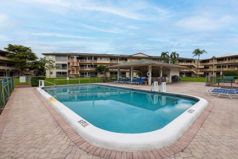 Copropriété à vendre à Hollywood, Floride: 2 chambres, 81.75 m2 № 2245345 - photo 20
