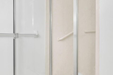 Copropriété à vendre à Hollywood, Floride: 2 chambres, 81.75 m2 № 2245345 - photo 13