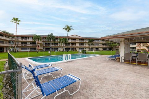 Copropriété à vendre à Hollywood, Floride: 2 chambres, 81.75 m2 № 2245345 - photo 22
