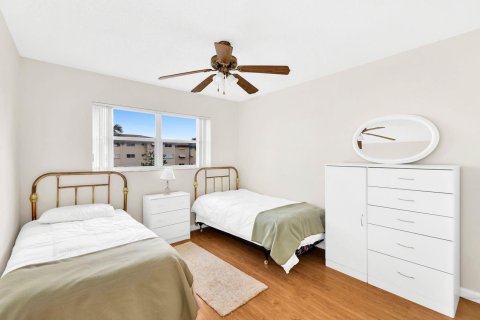 Copropriété à vendre à Hollywood, Floride: 2 chambres, 81.75 m2 № 2245345 - photo 6