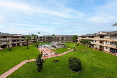 Copropriété à vendre à Hollywood, Floride: 2 chambres, 81.75 m2 № 2245345 - photo 29